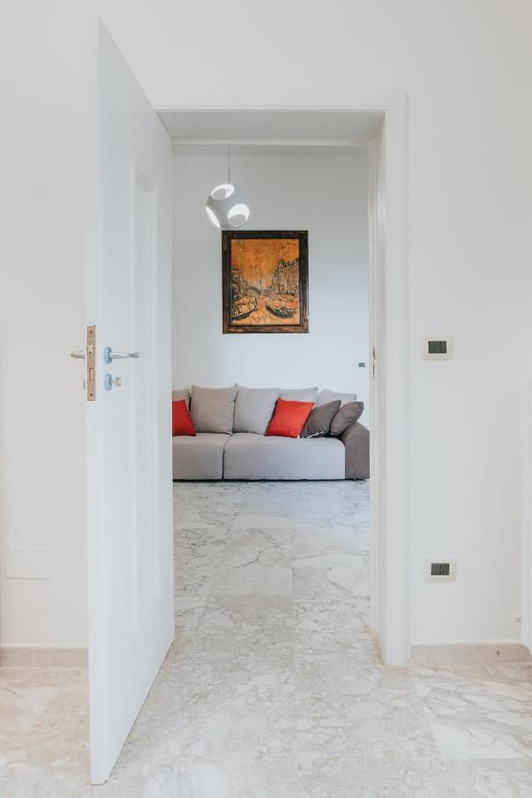 לצ'ה B&B Nuovo Reale - Centro Storico מראה חיצוני תמונה