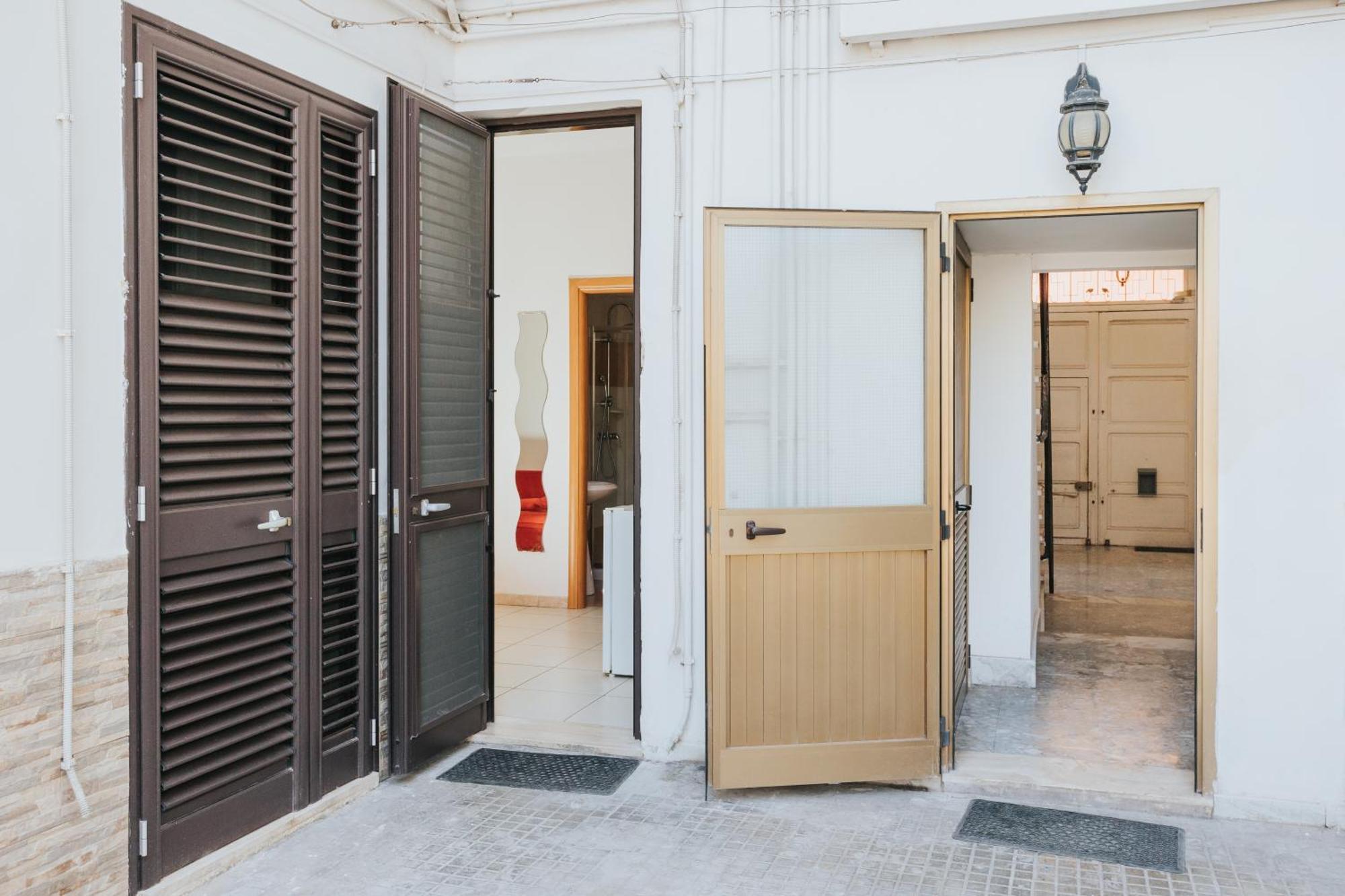 לצ'ה B&B Nuovo Reale - Centro Storico מראה חיצוני תמונה