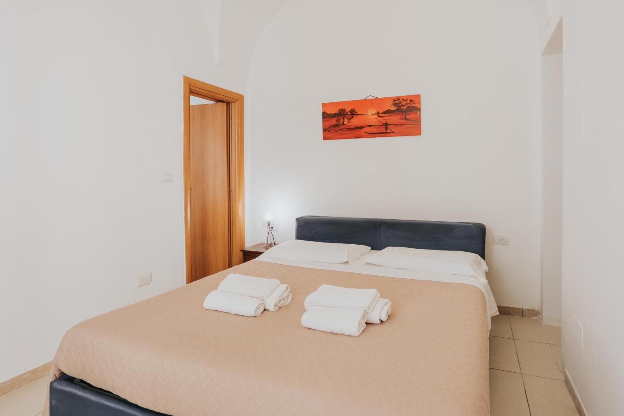 לצ'ה B&B Nuovo Reale - Centro Storico מראה חיצוני תמונה