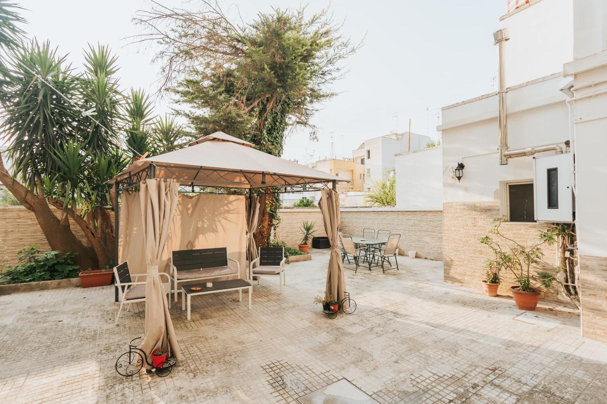 לצ'ה B&B Nuovo Reale - Centro Storico מראה חיצוני תמונה